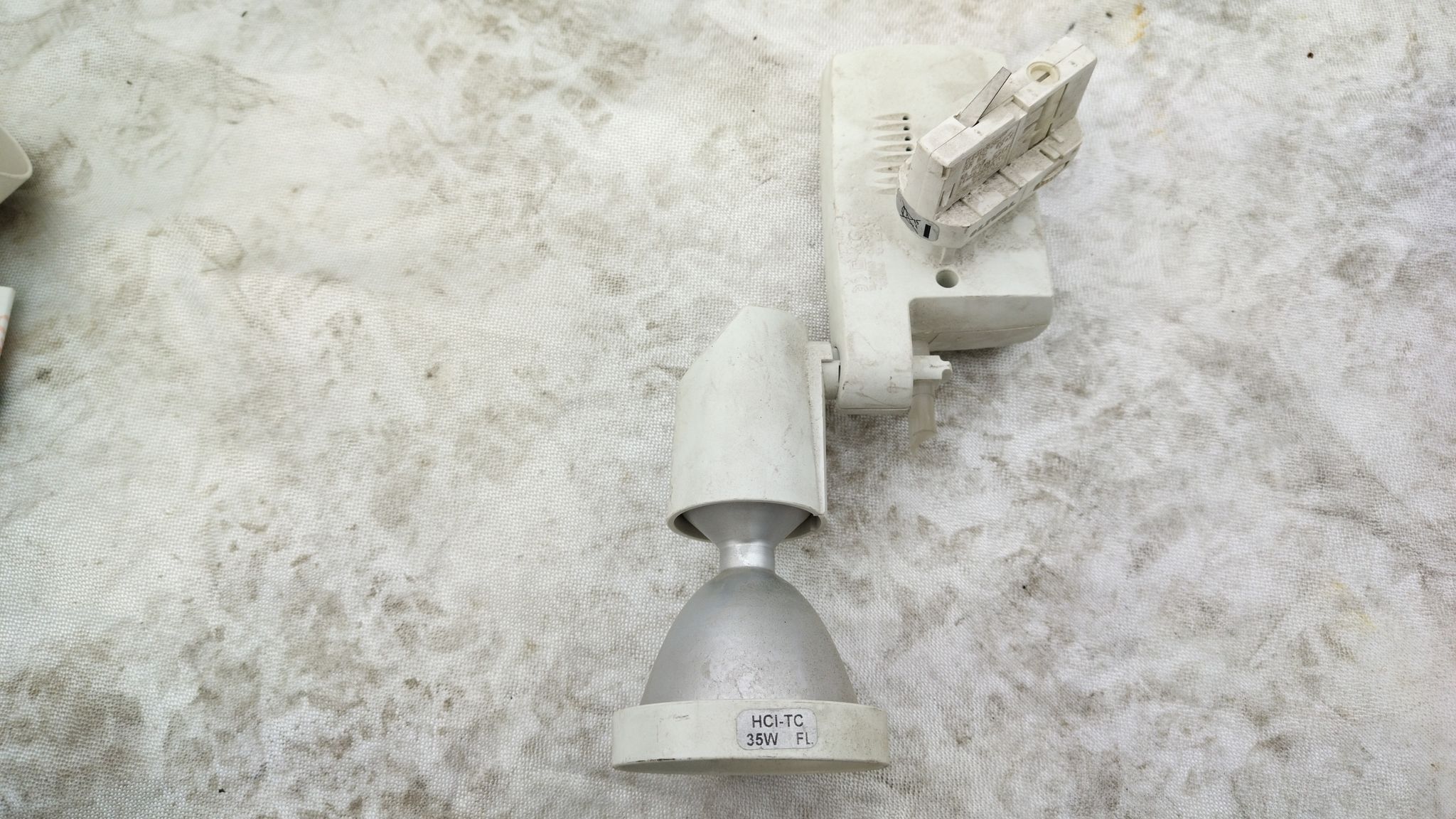 Image 18/18