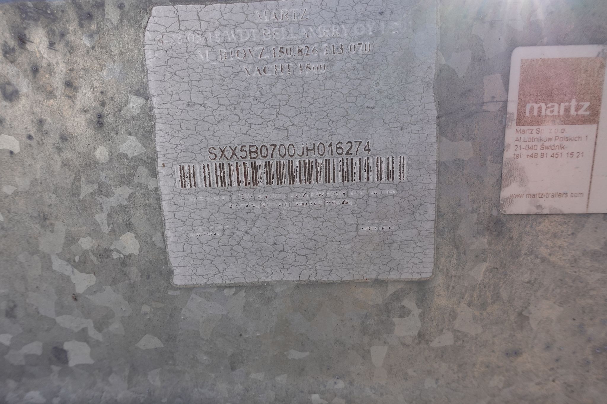 Image 8/9