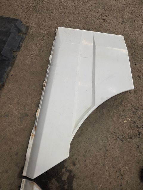 Image 13/21