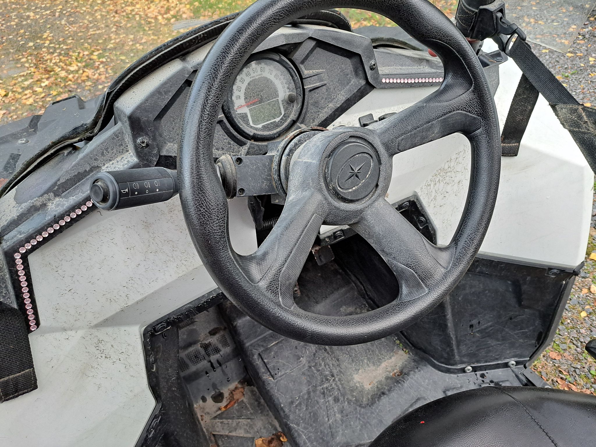 Image 6/9