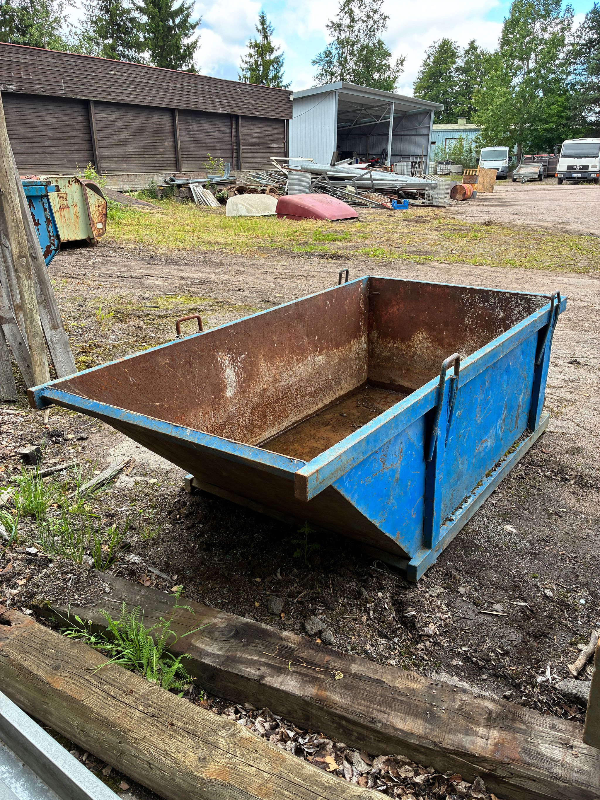 Image 4/4