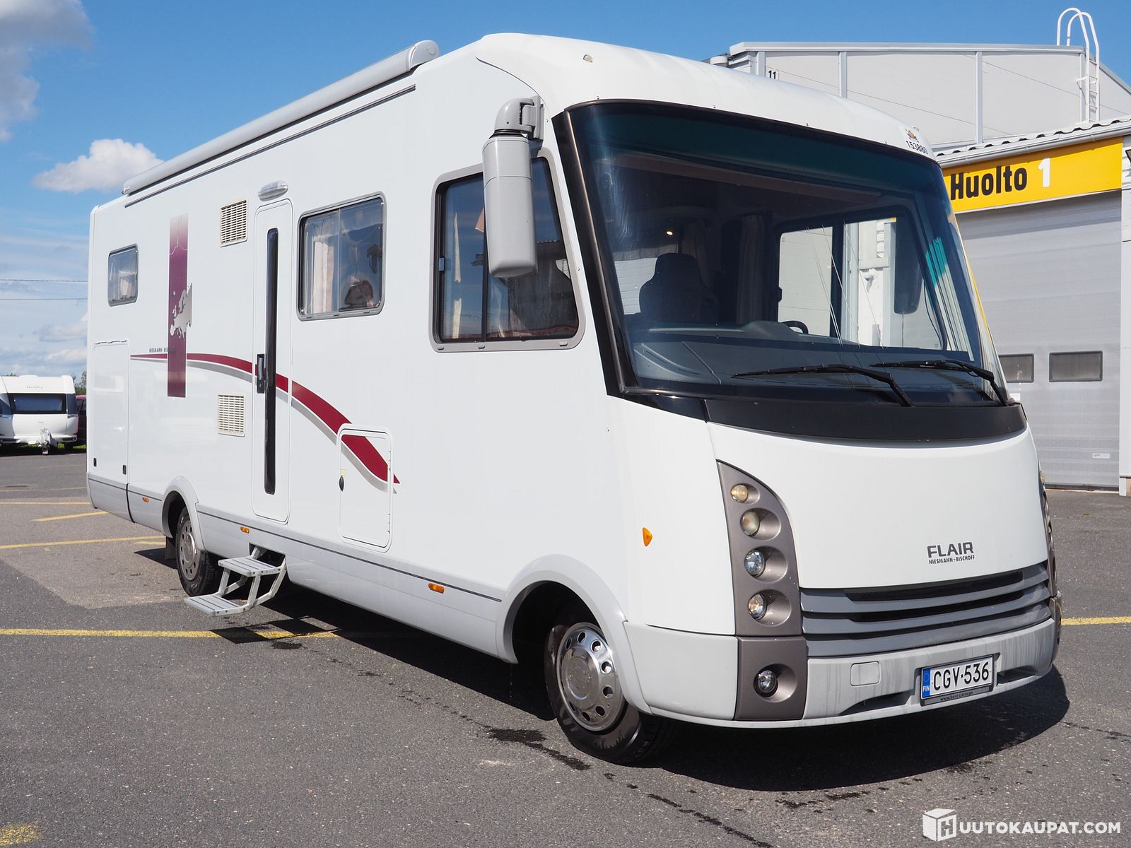 iveco-niesmann-bischoff-flair-8000i-2008-hyvink-huutokaupat