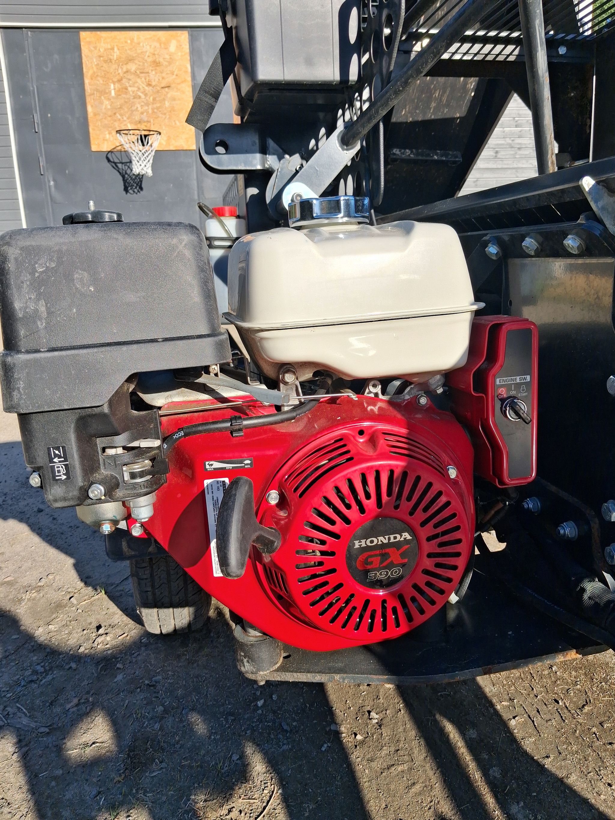 Image 5/10