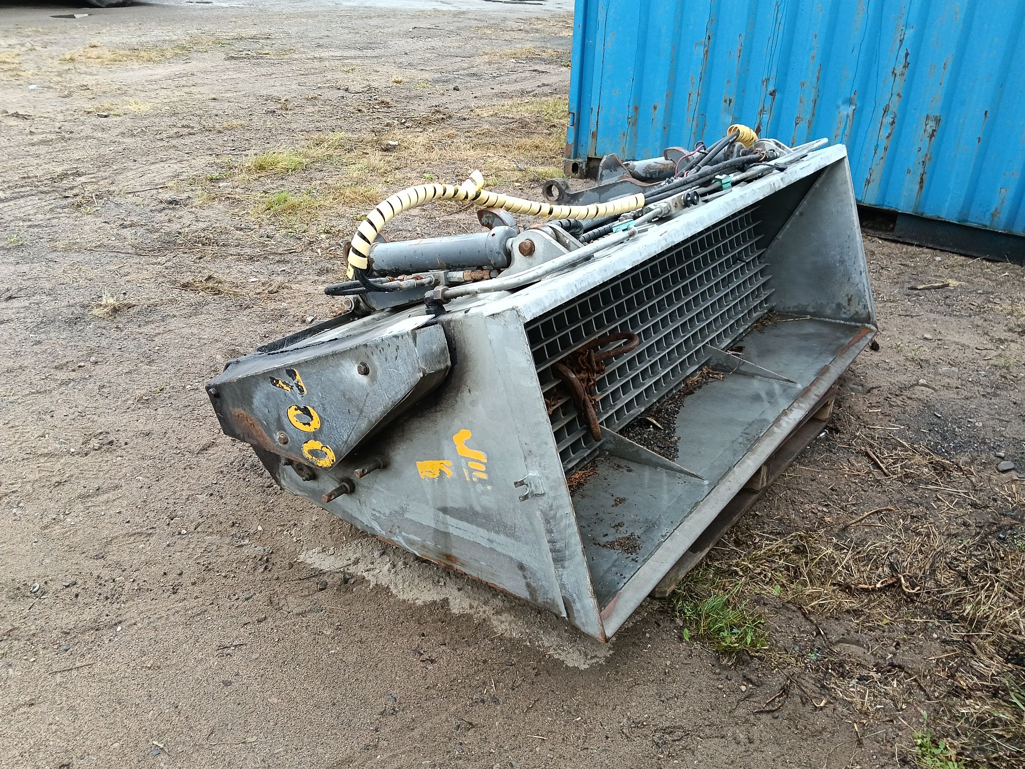 Image 1/5
