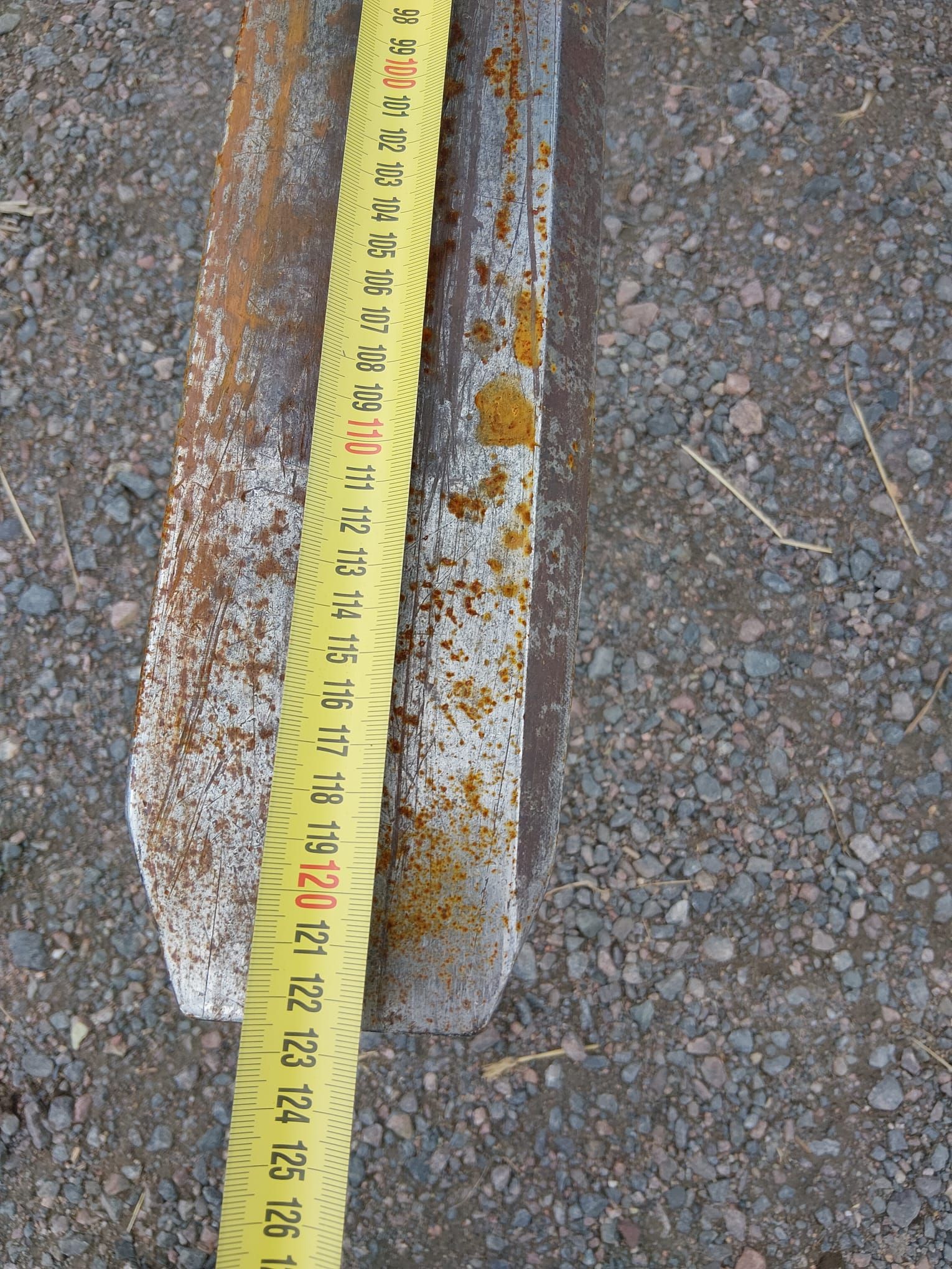 Image 9/19
