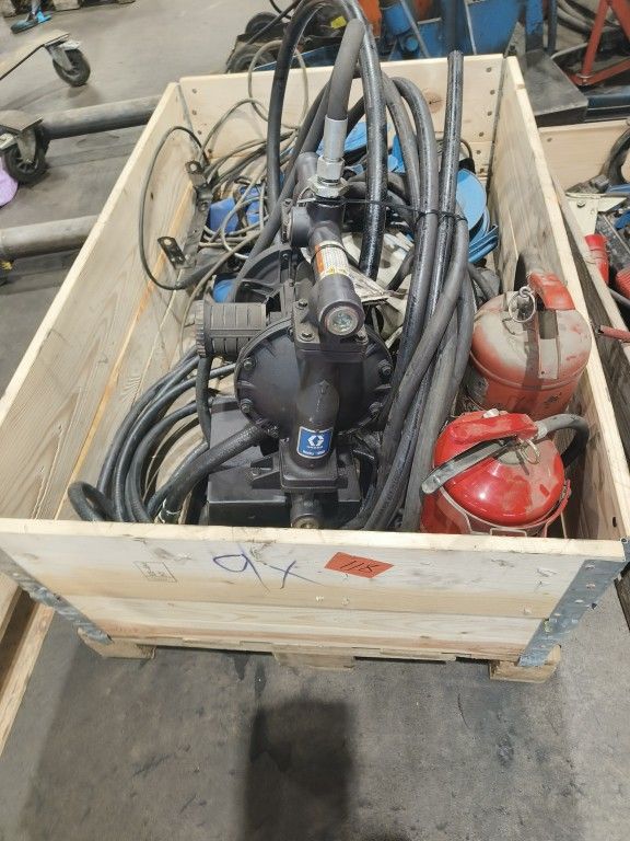 Image 1/15