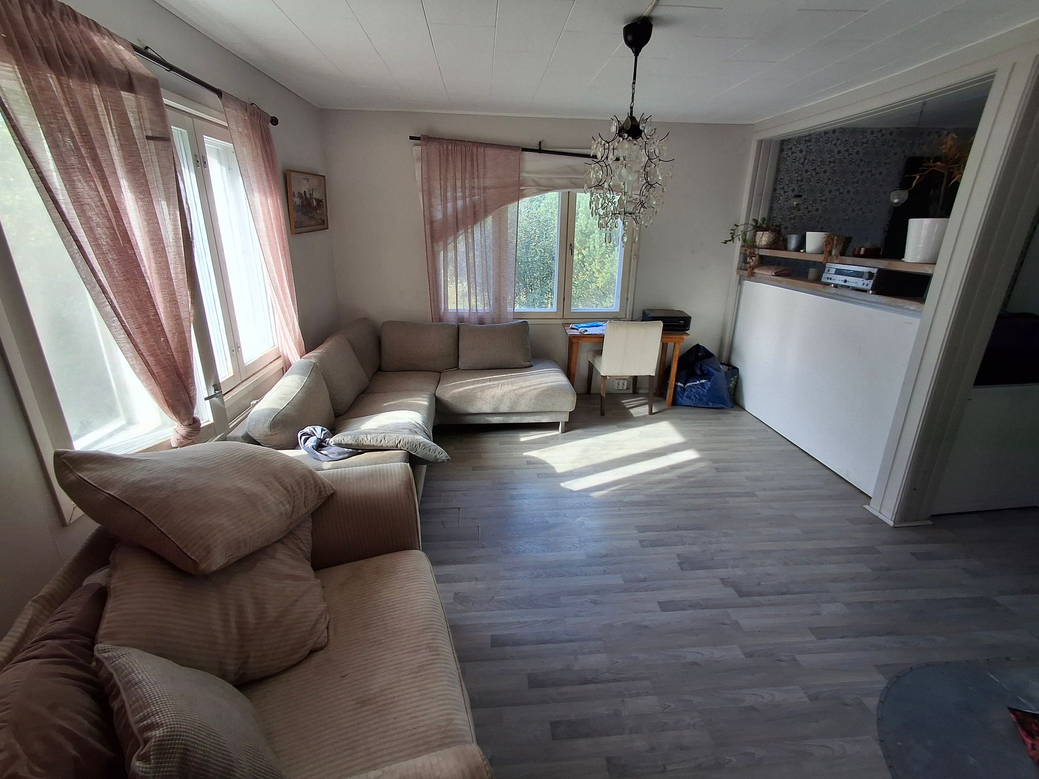 Image 6/67