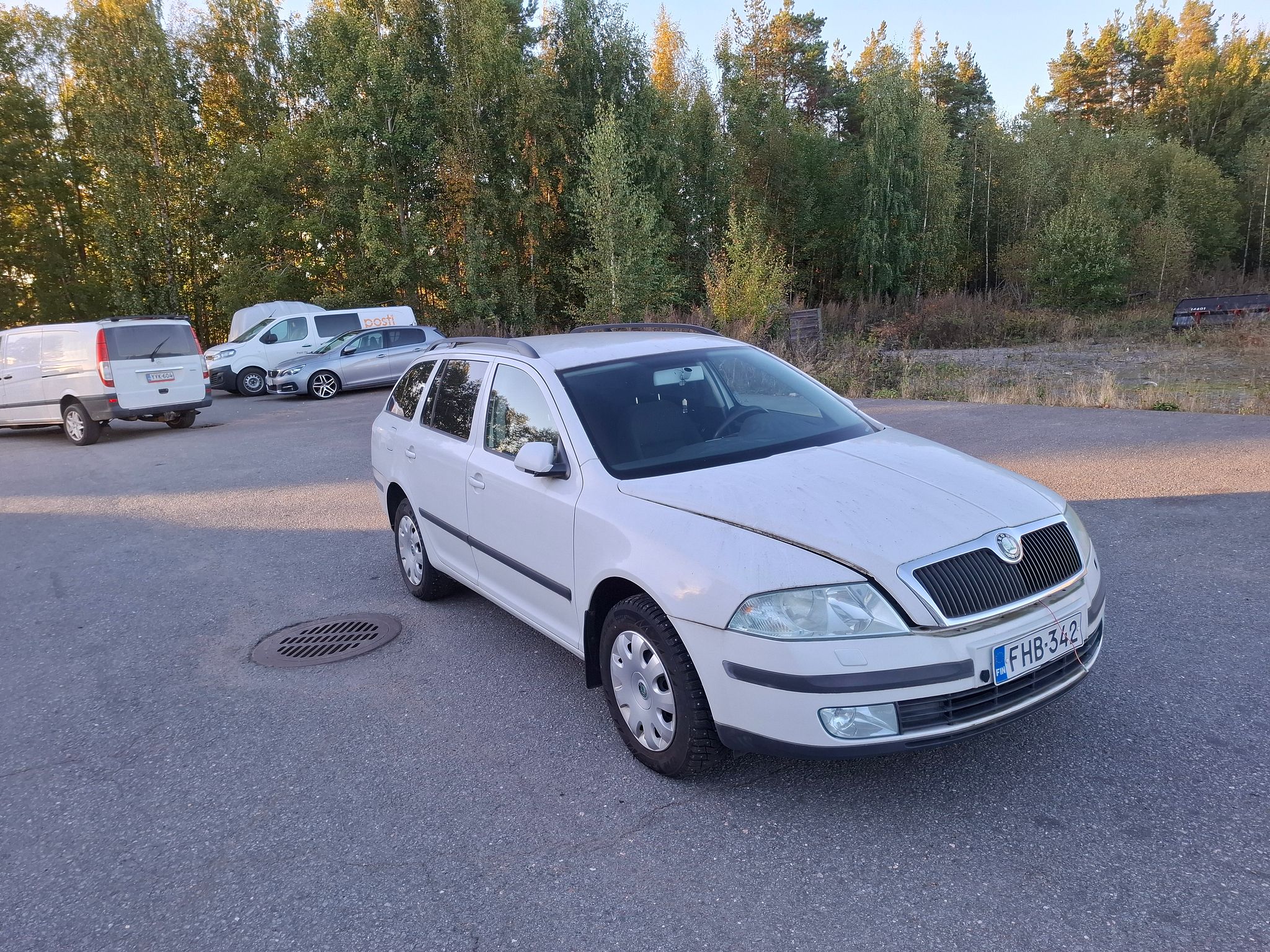 Image 1/19