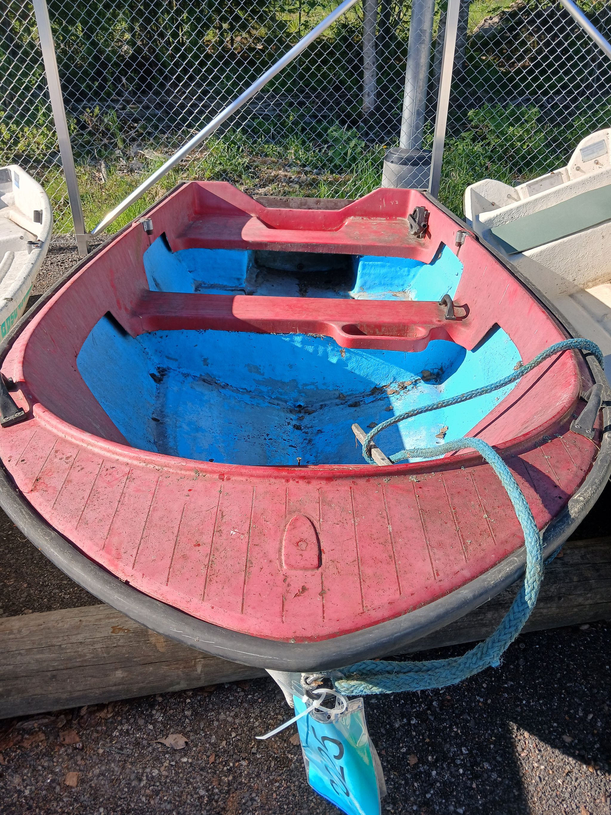 Image 1/4