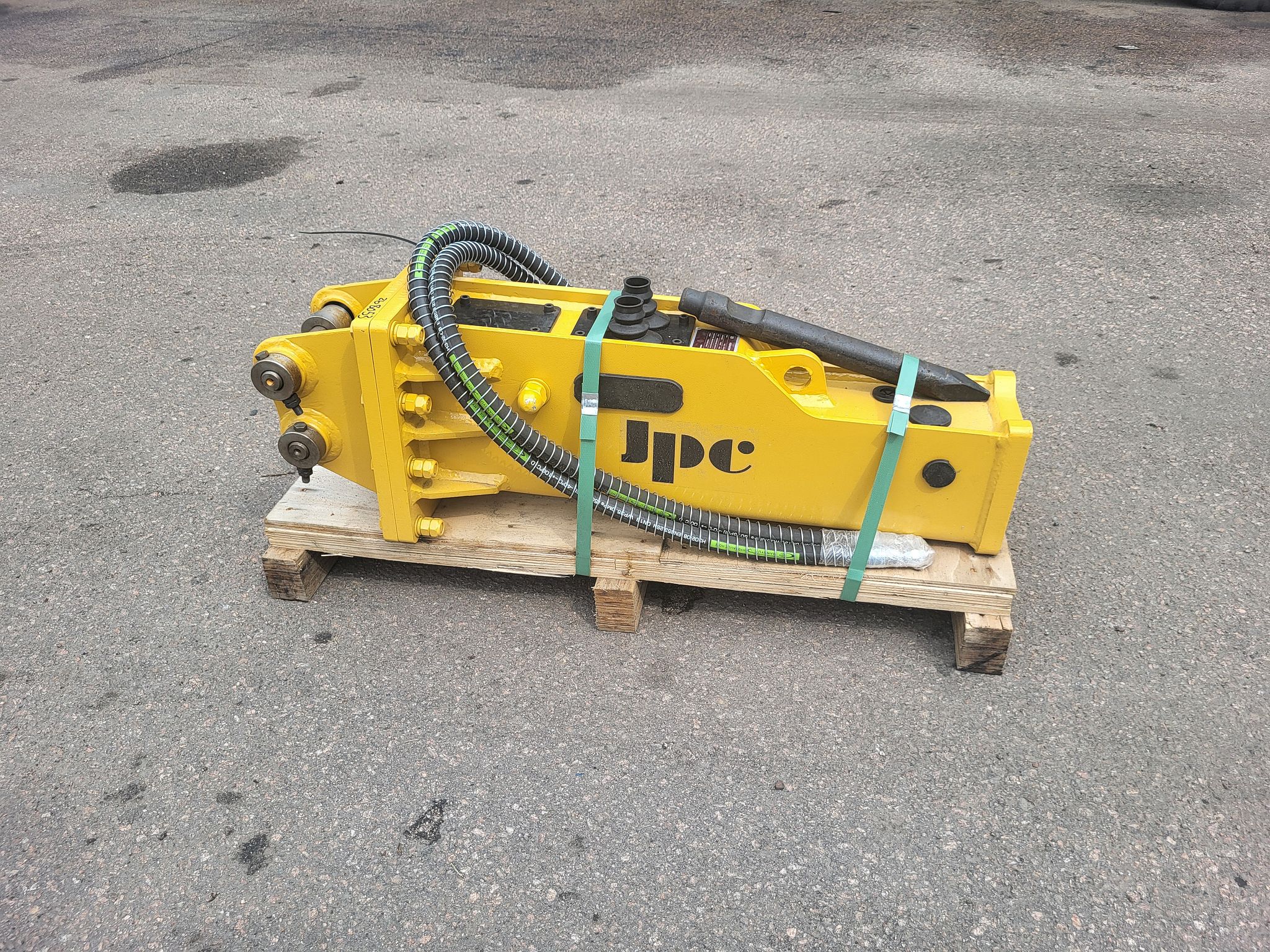 Image 1/8