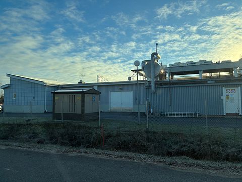 Image 2/9