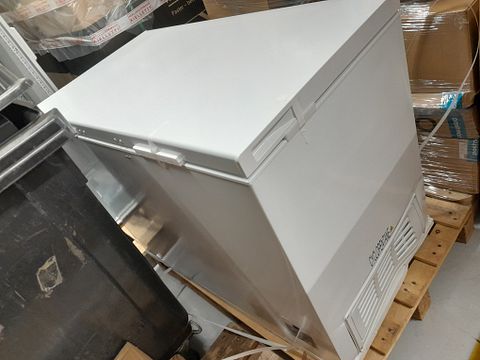 Image 4/6