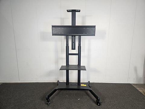 Image 1/17