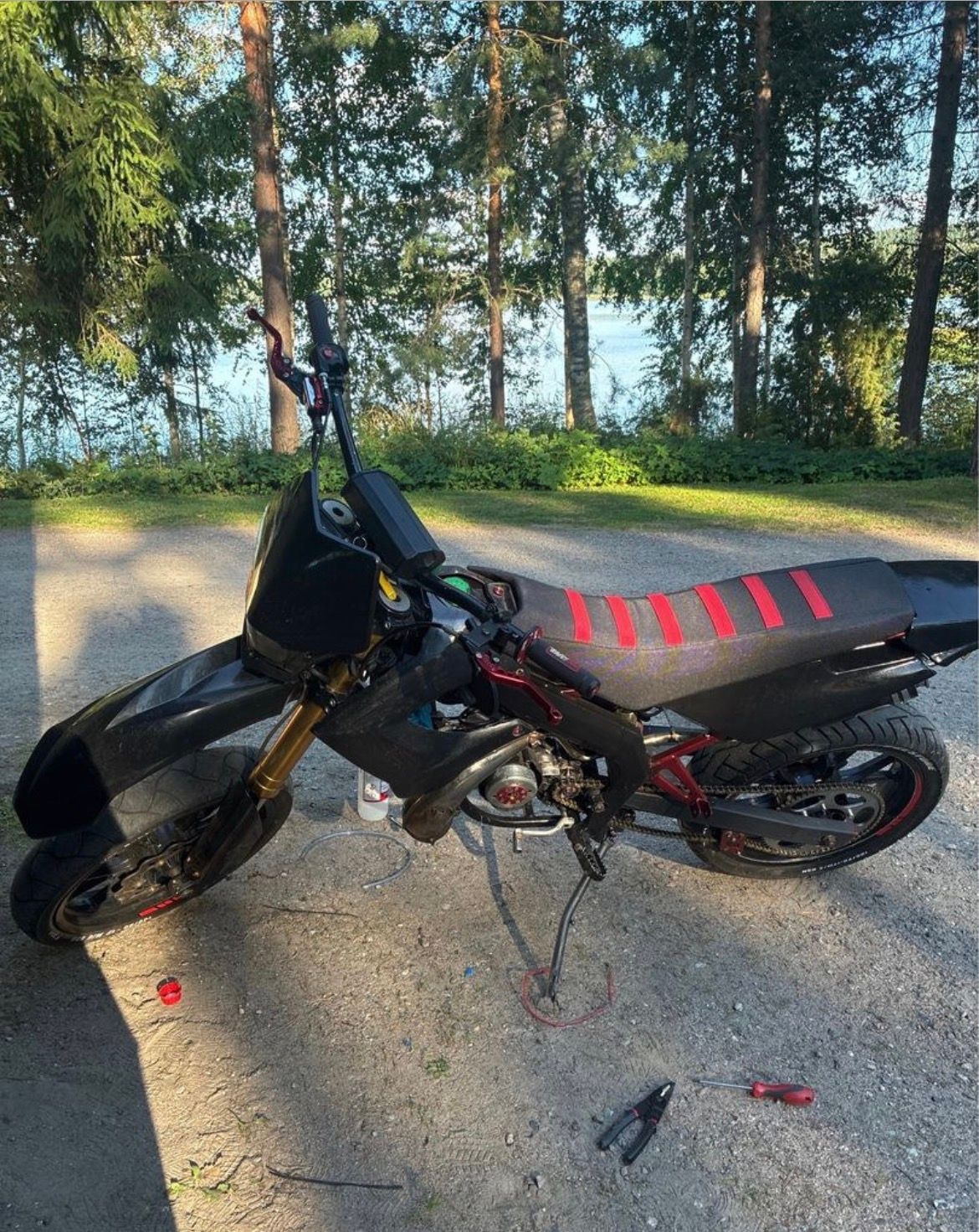 Image 9/10
