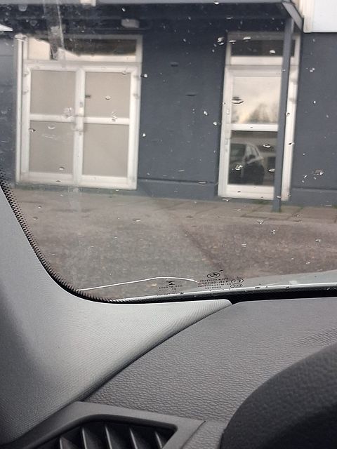 Image 28/29