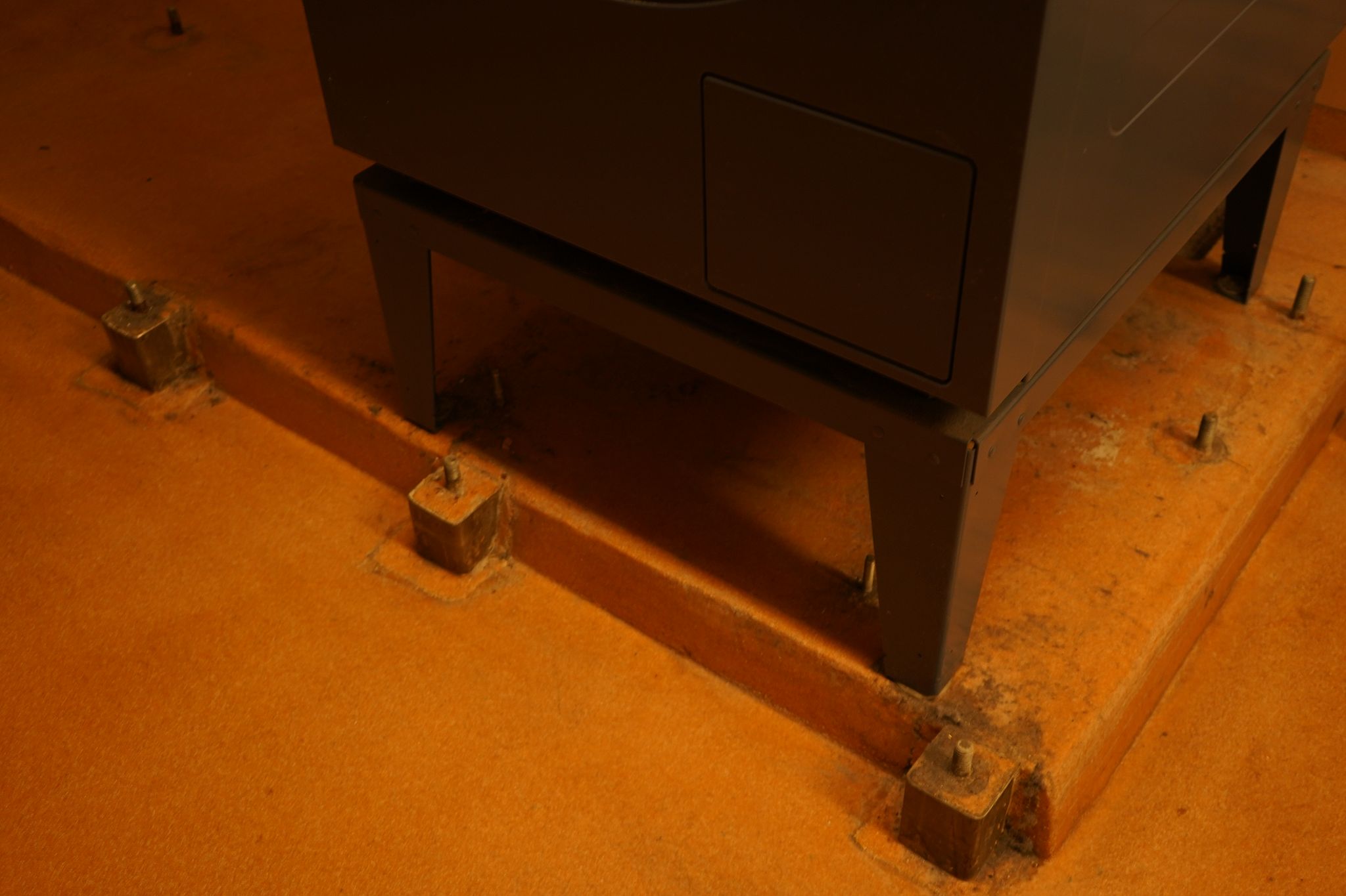 Image 6/9