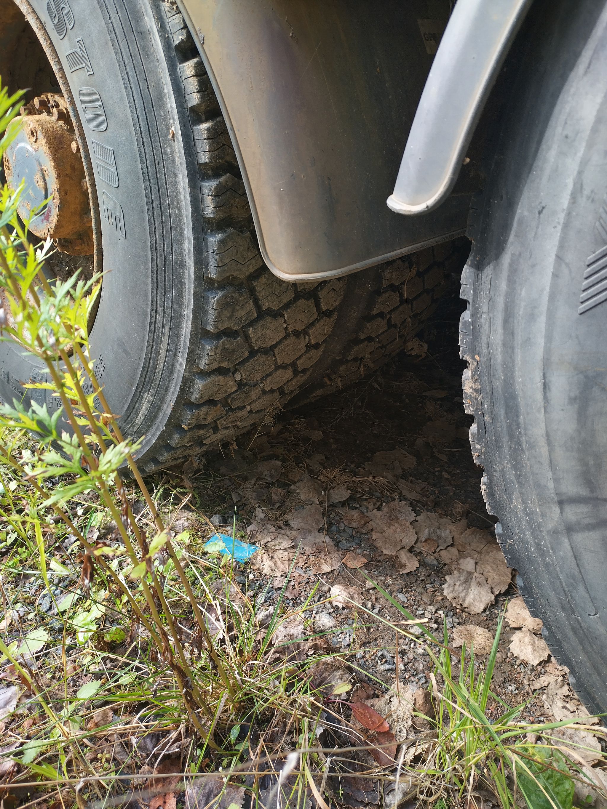 Image 6/9