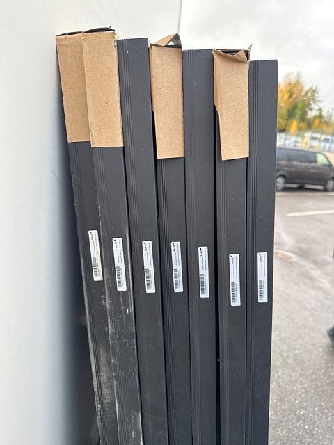 Image 8/18