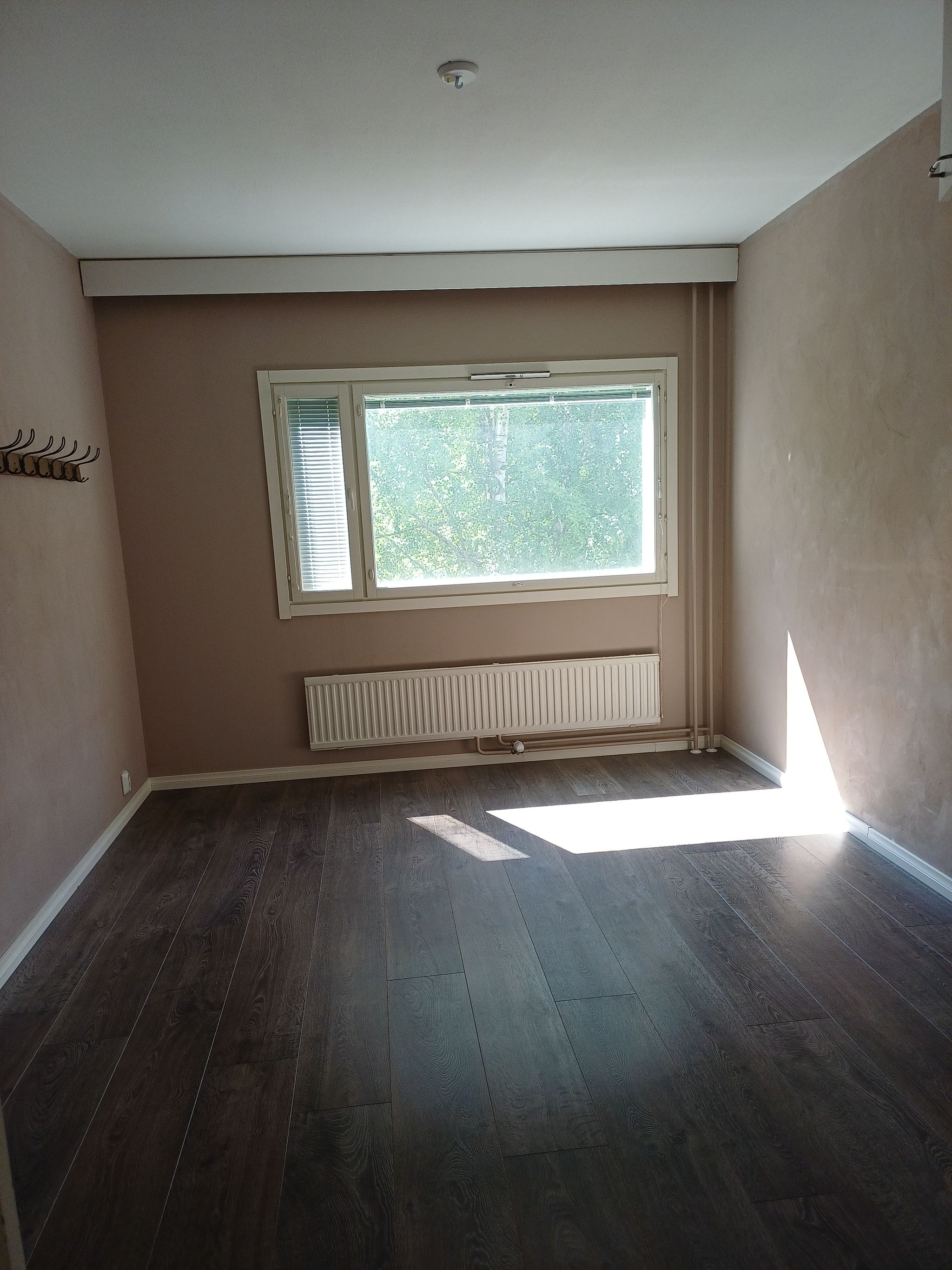 Image 10/20