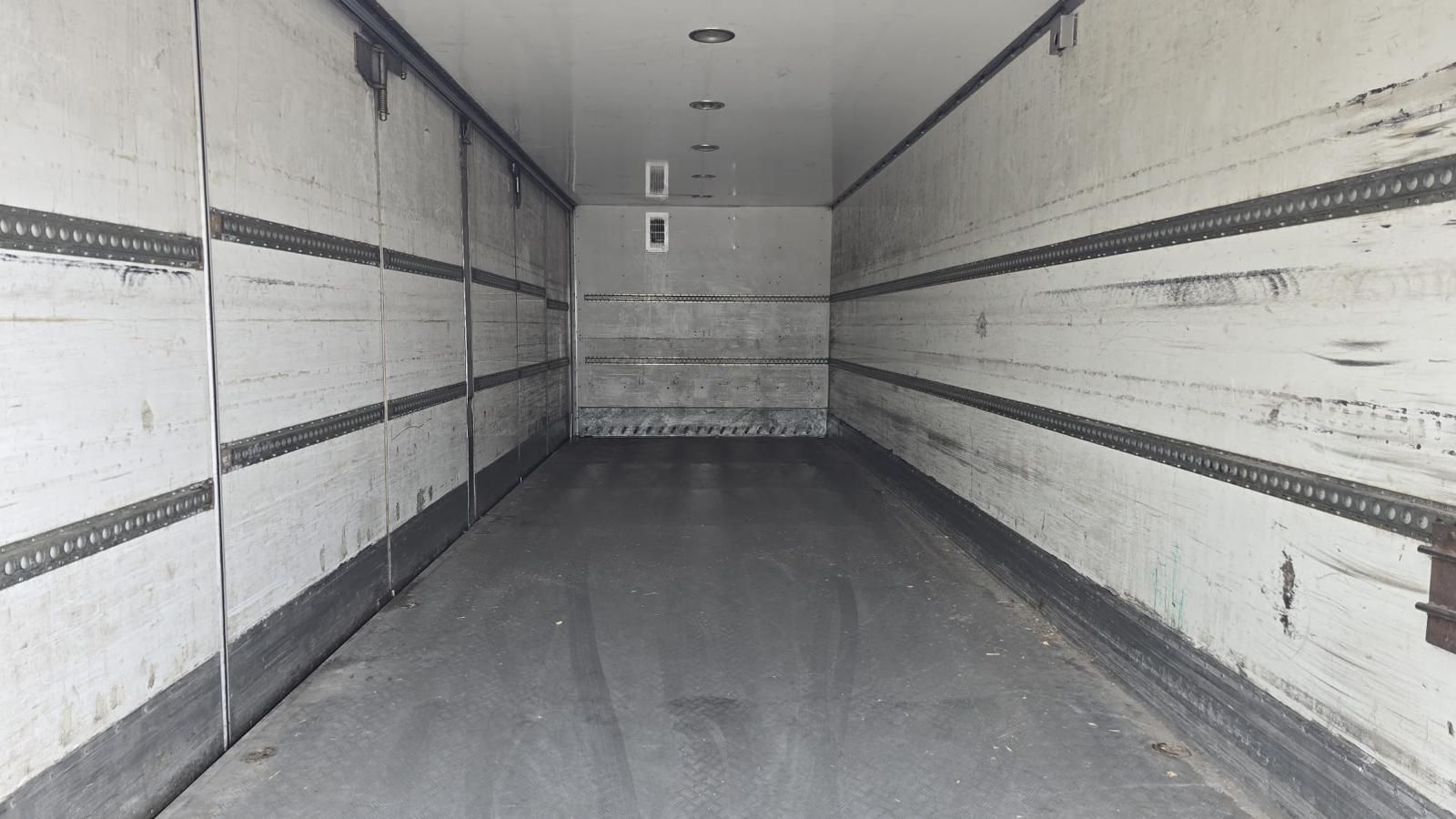 Image 6/15