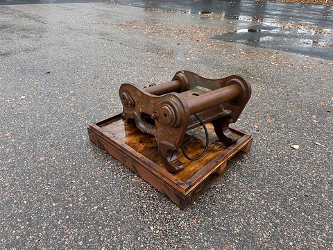 Image 1/5