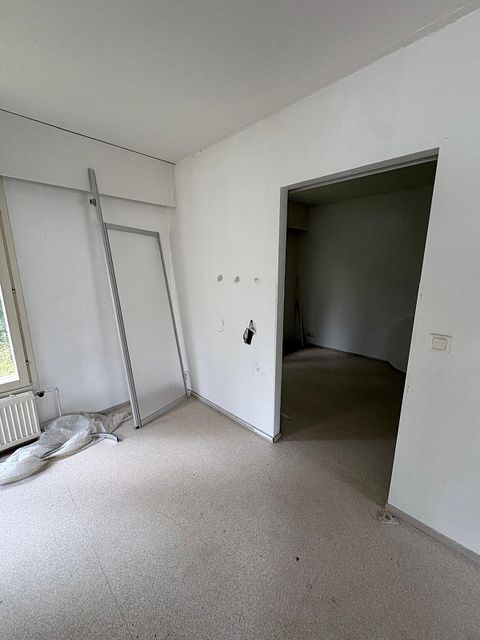 Image 13/29