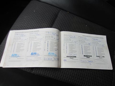 Image 11/12