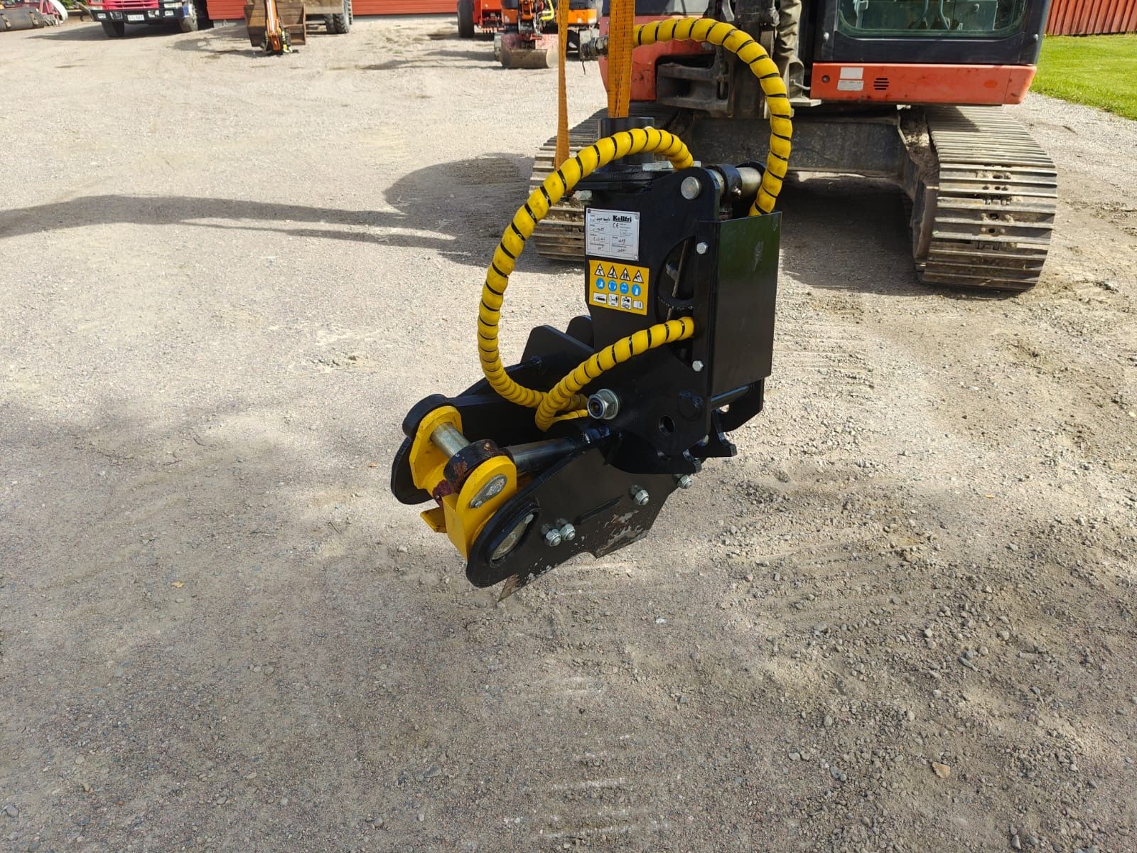 Image 5/8