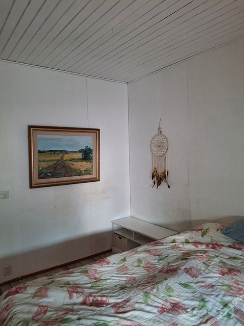 Image 15/70