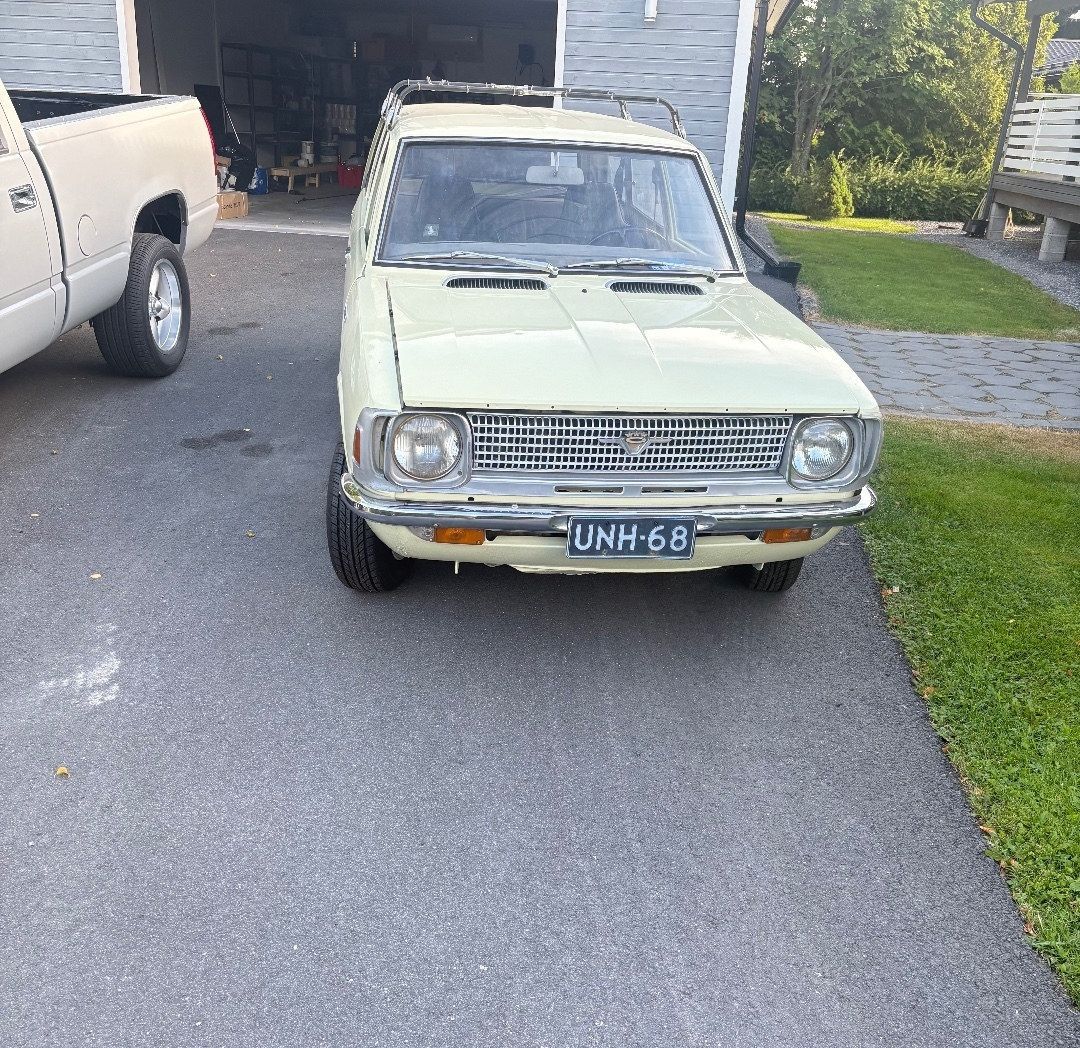 Image 1/8