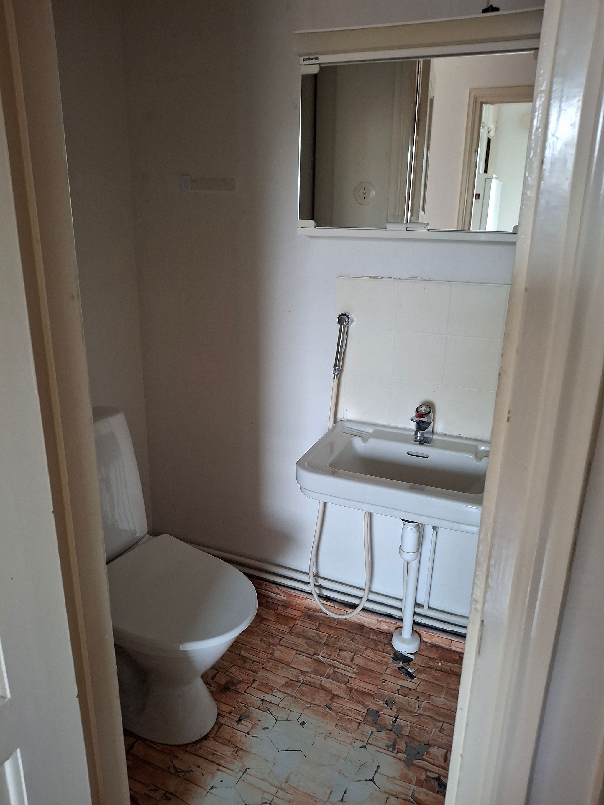 Image 19/19