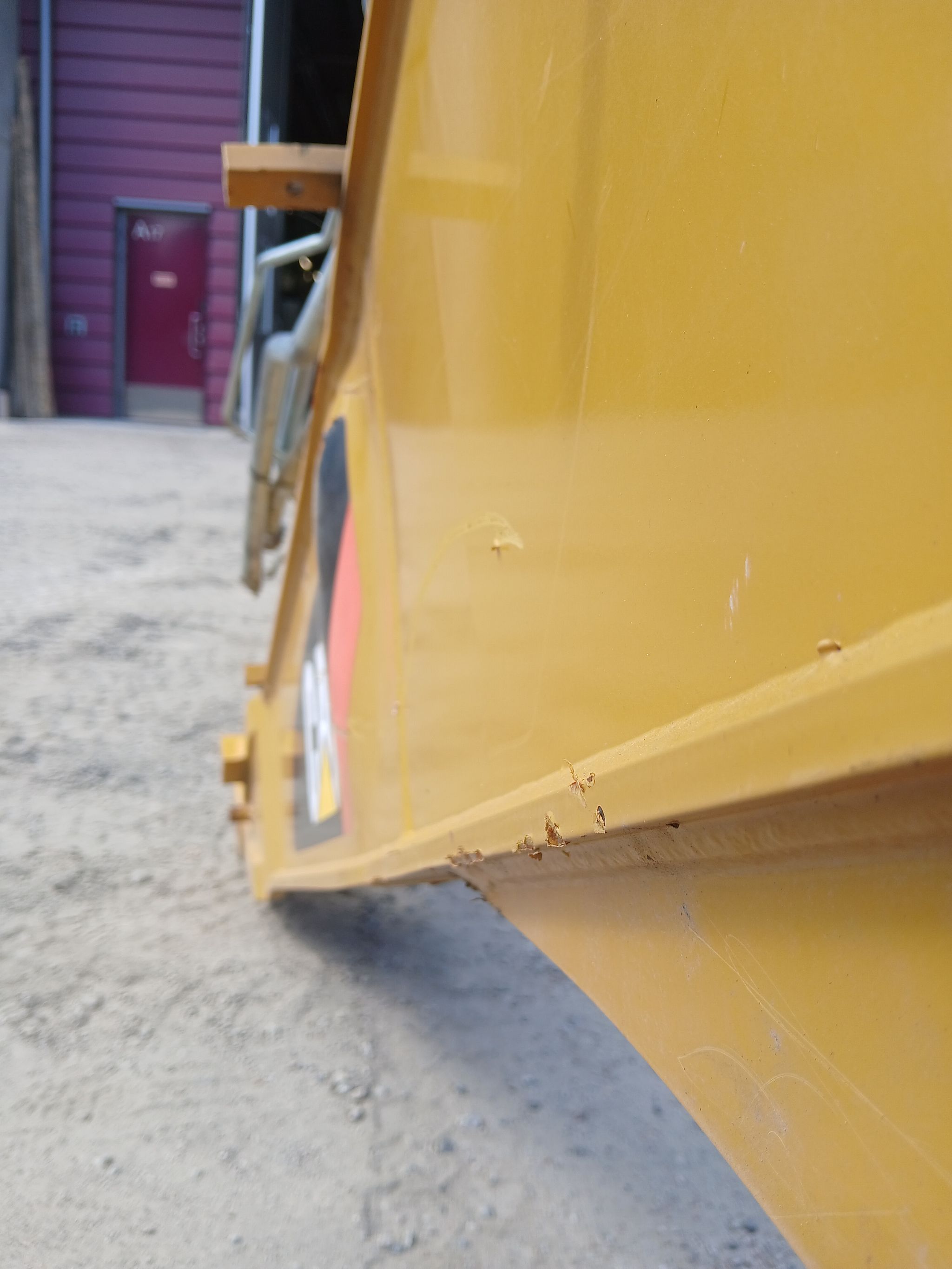 Image 7/9