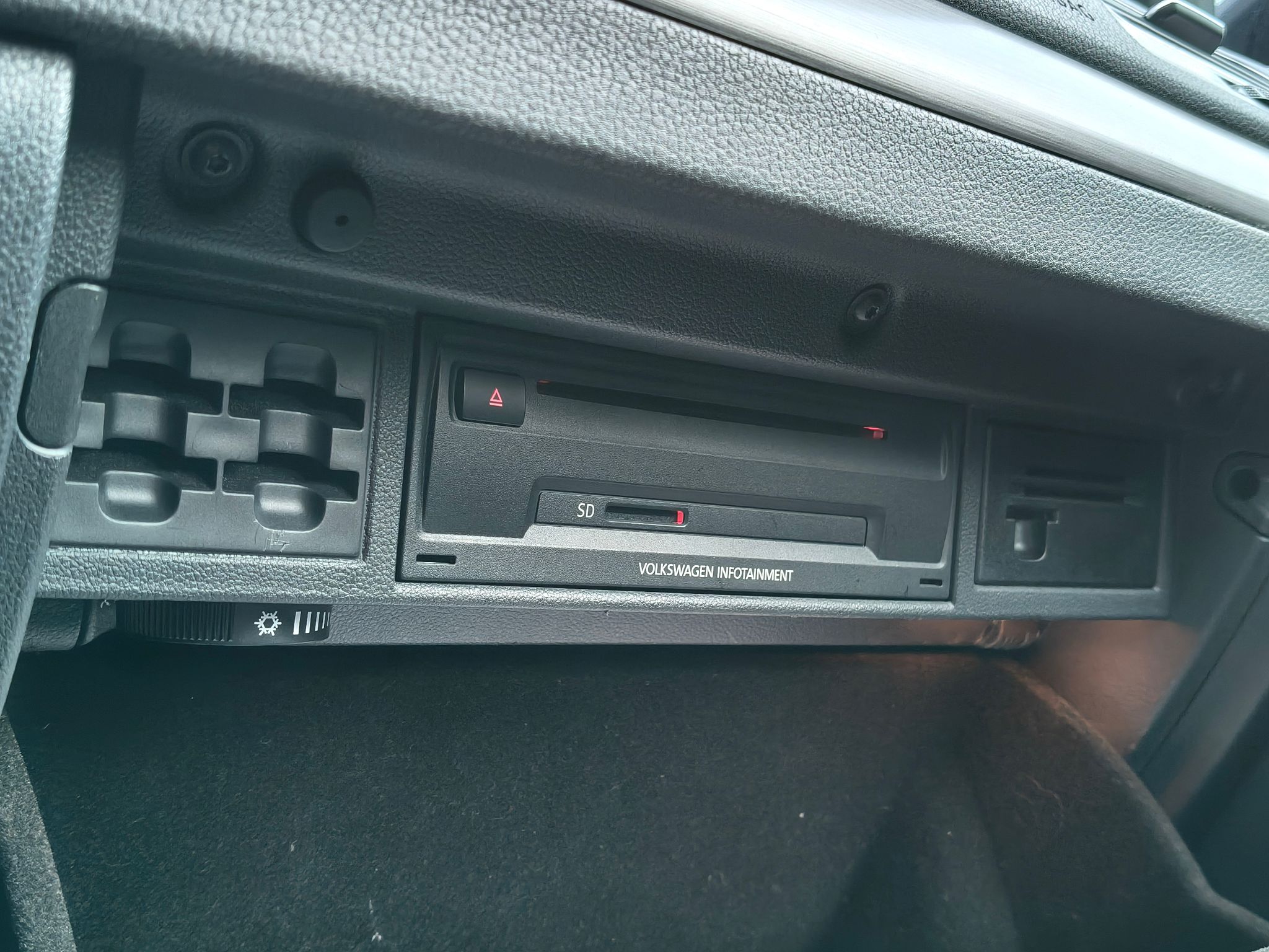 Image 21/49