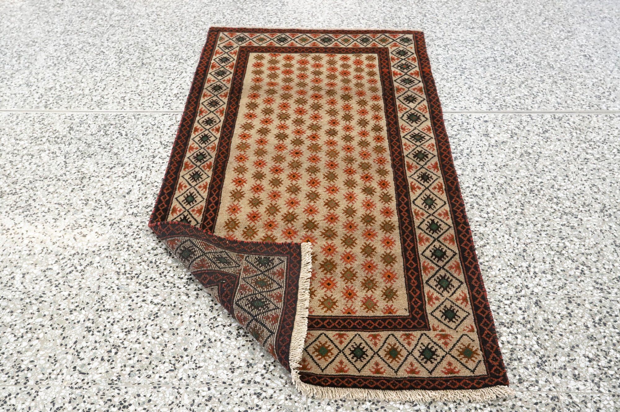 Image 3/15