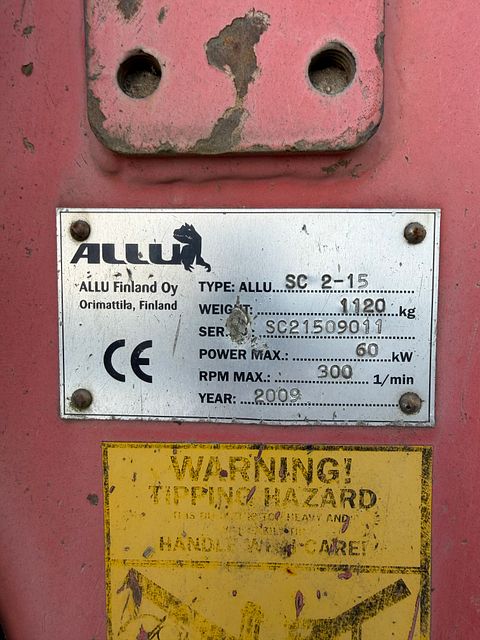 Image 4/4
