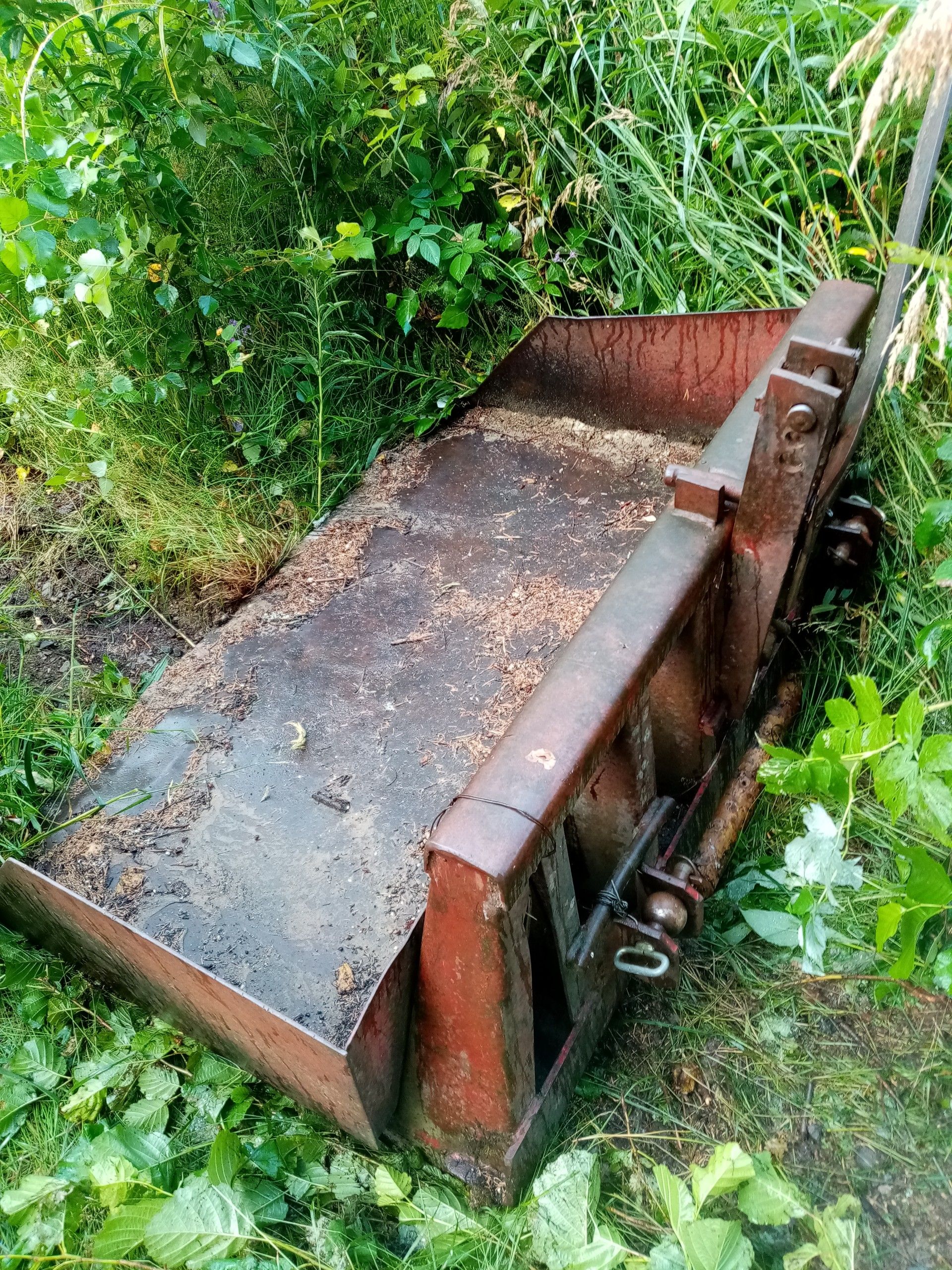 Image 2/4