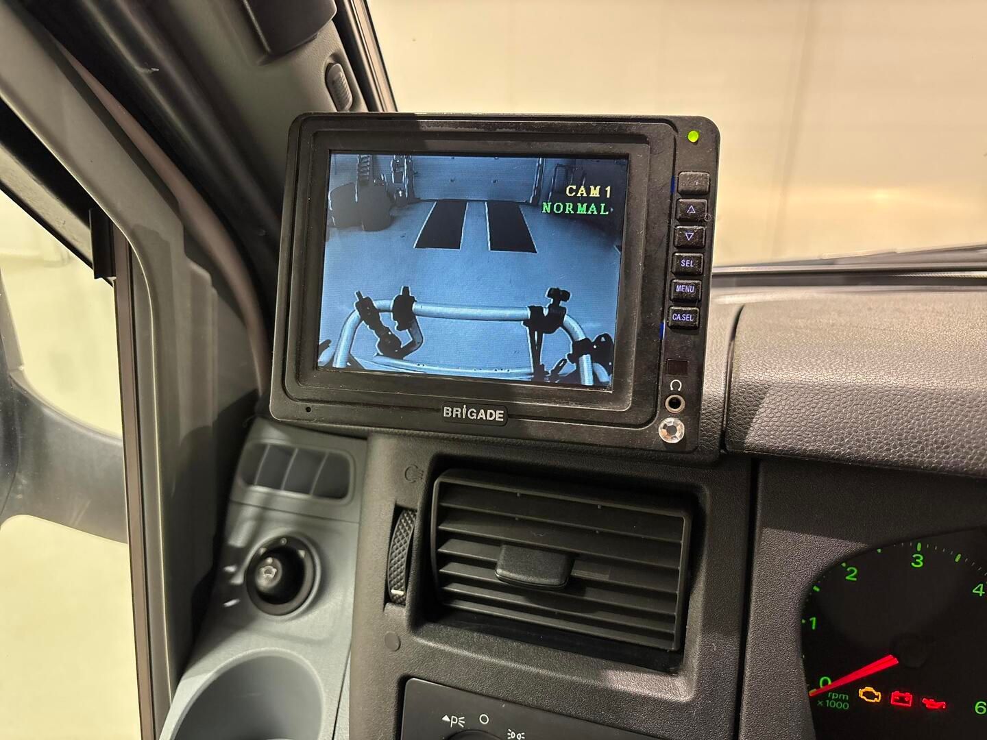 Image 24/79