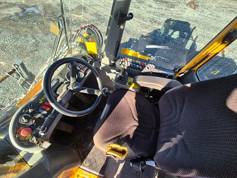 Kuva 9/13