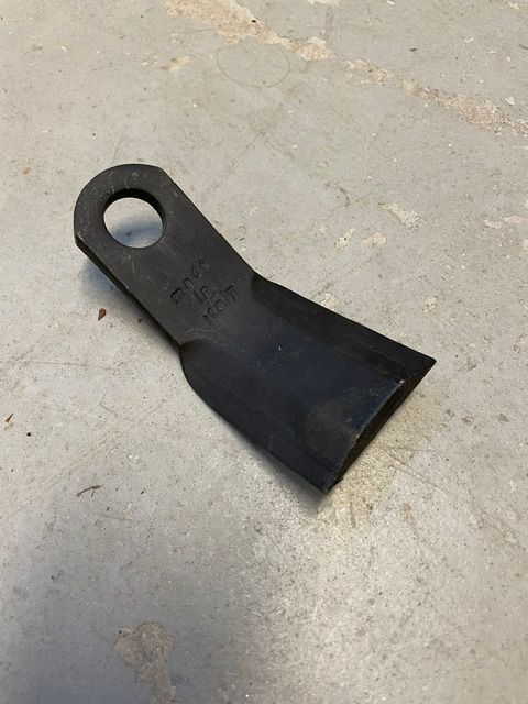 Image 4/8