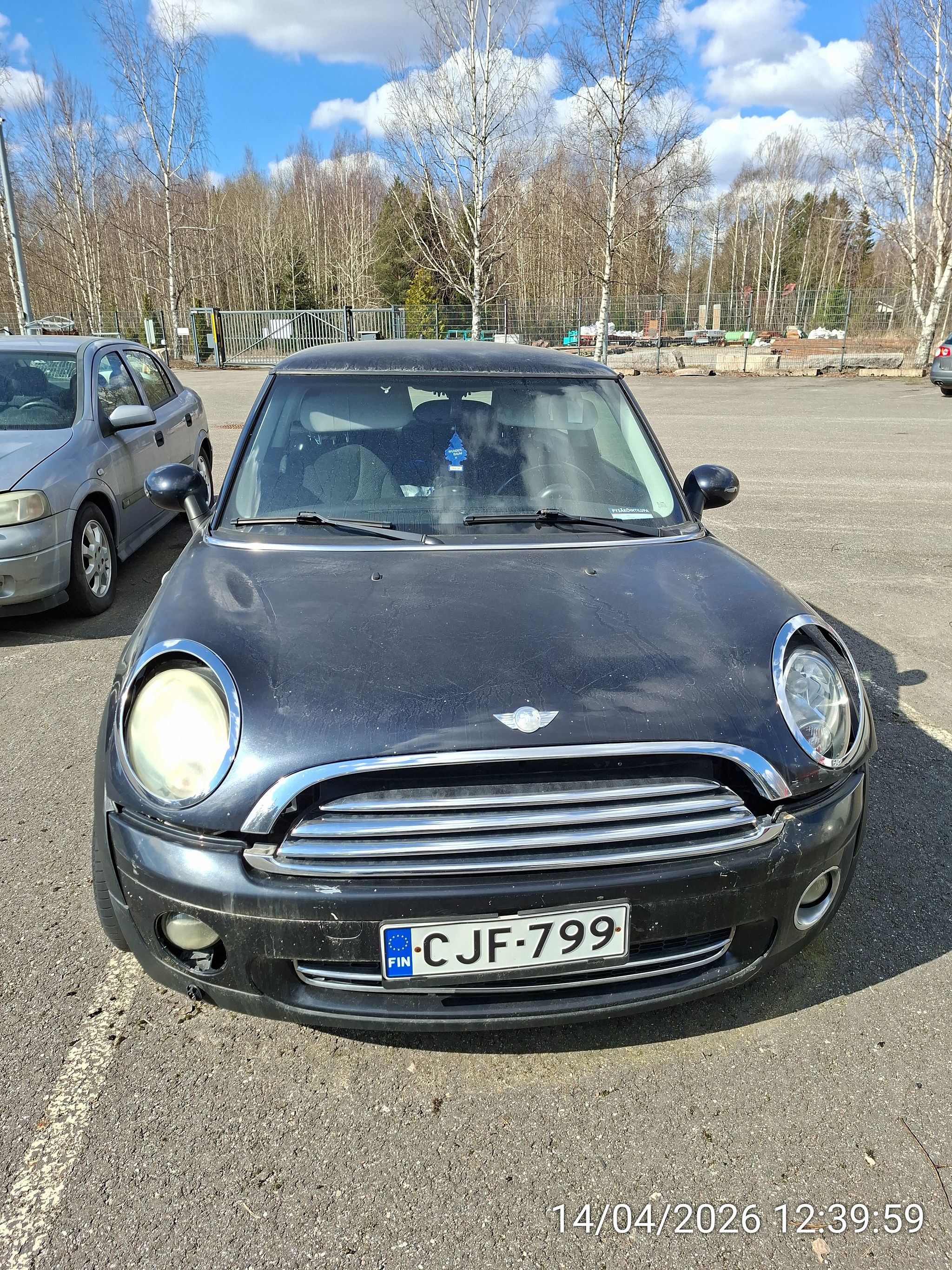 Image 1/19