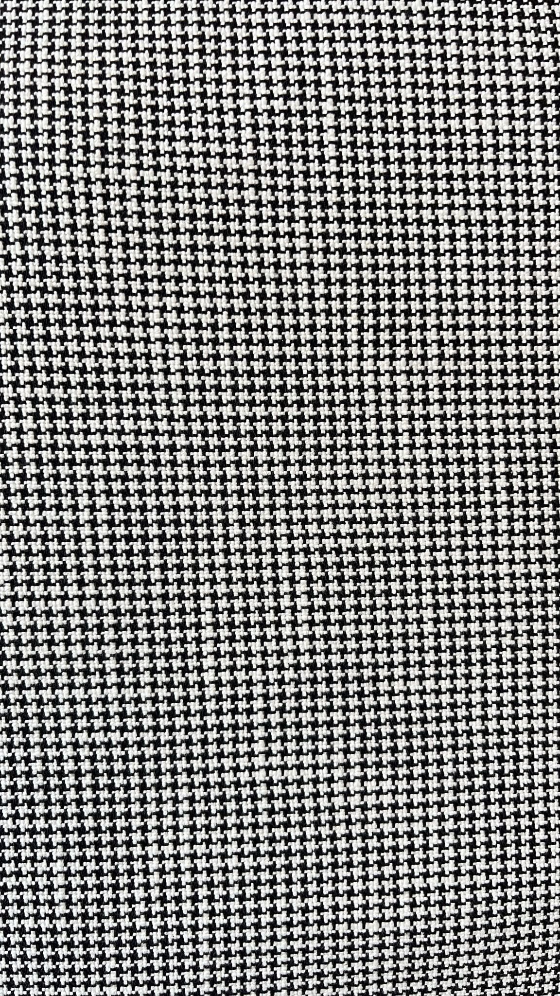 Image 3/3