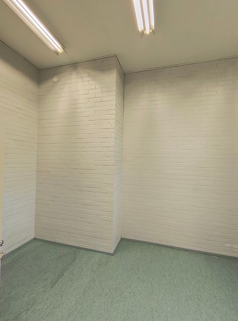 Image 15/31