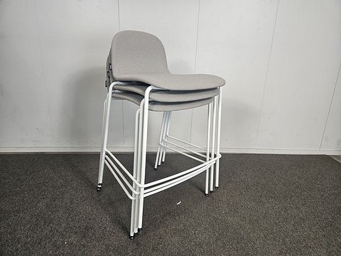 Image 1/12