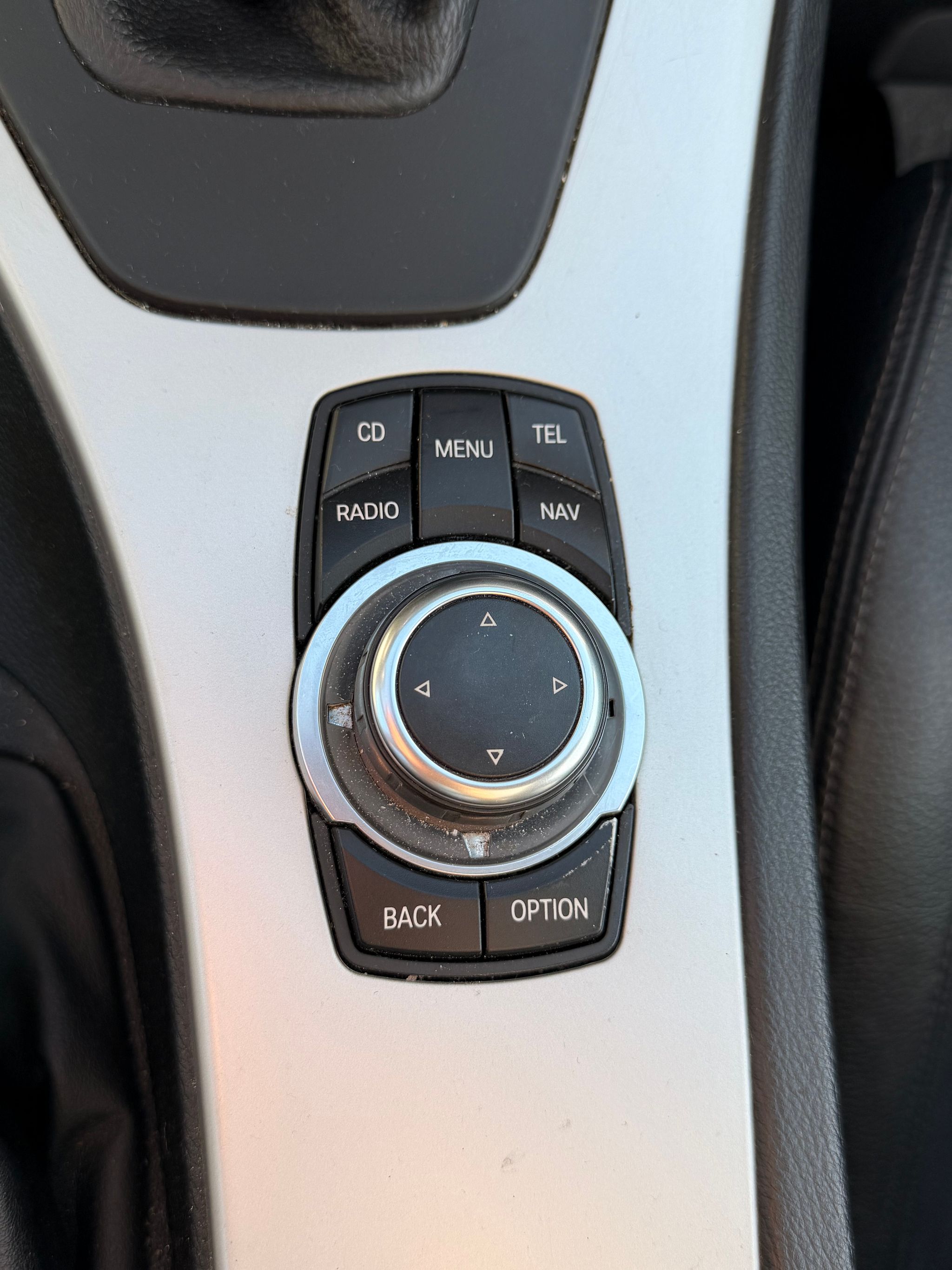 Image 10/15