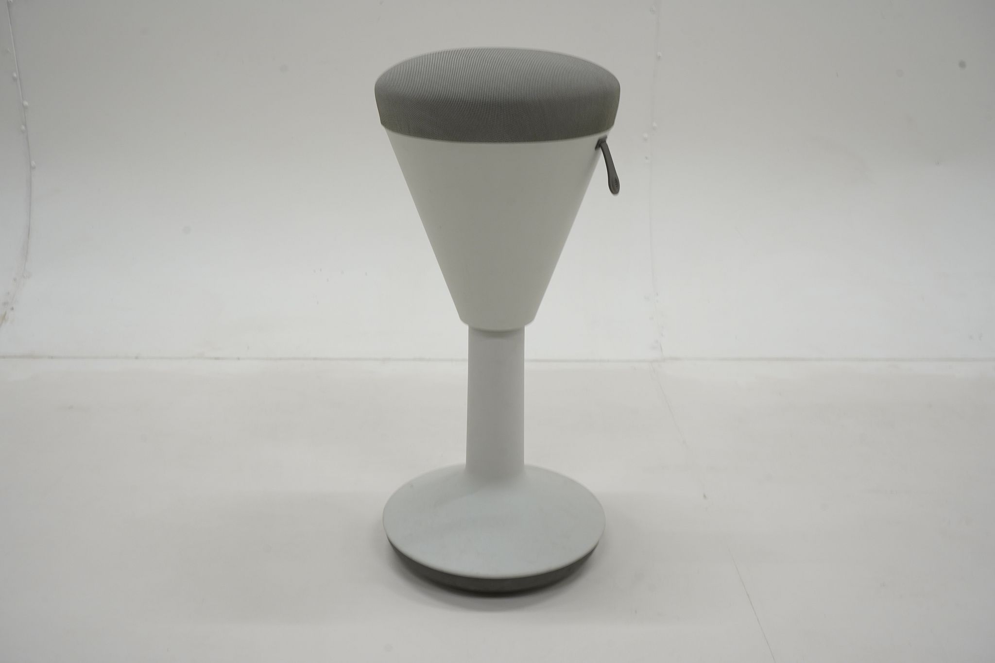 Image 1/7