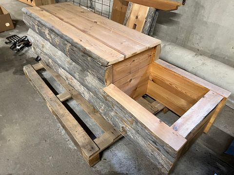 Image 13/23