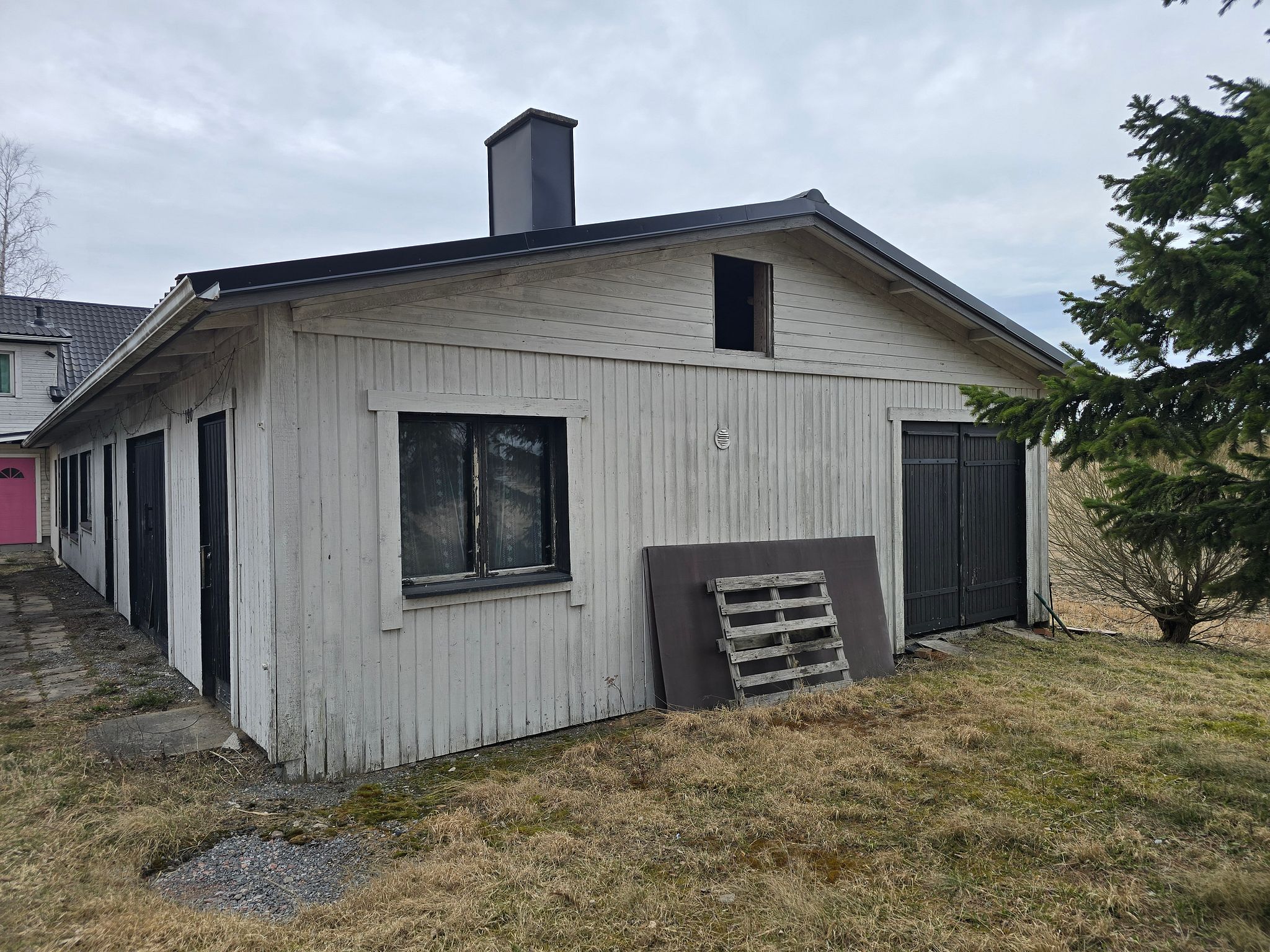 Image 4/38
