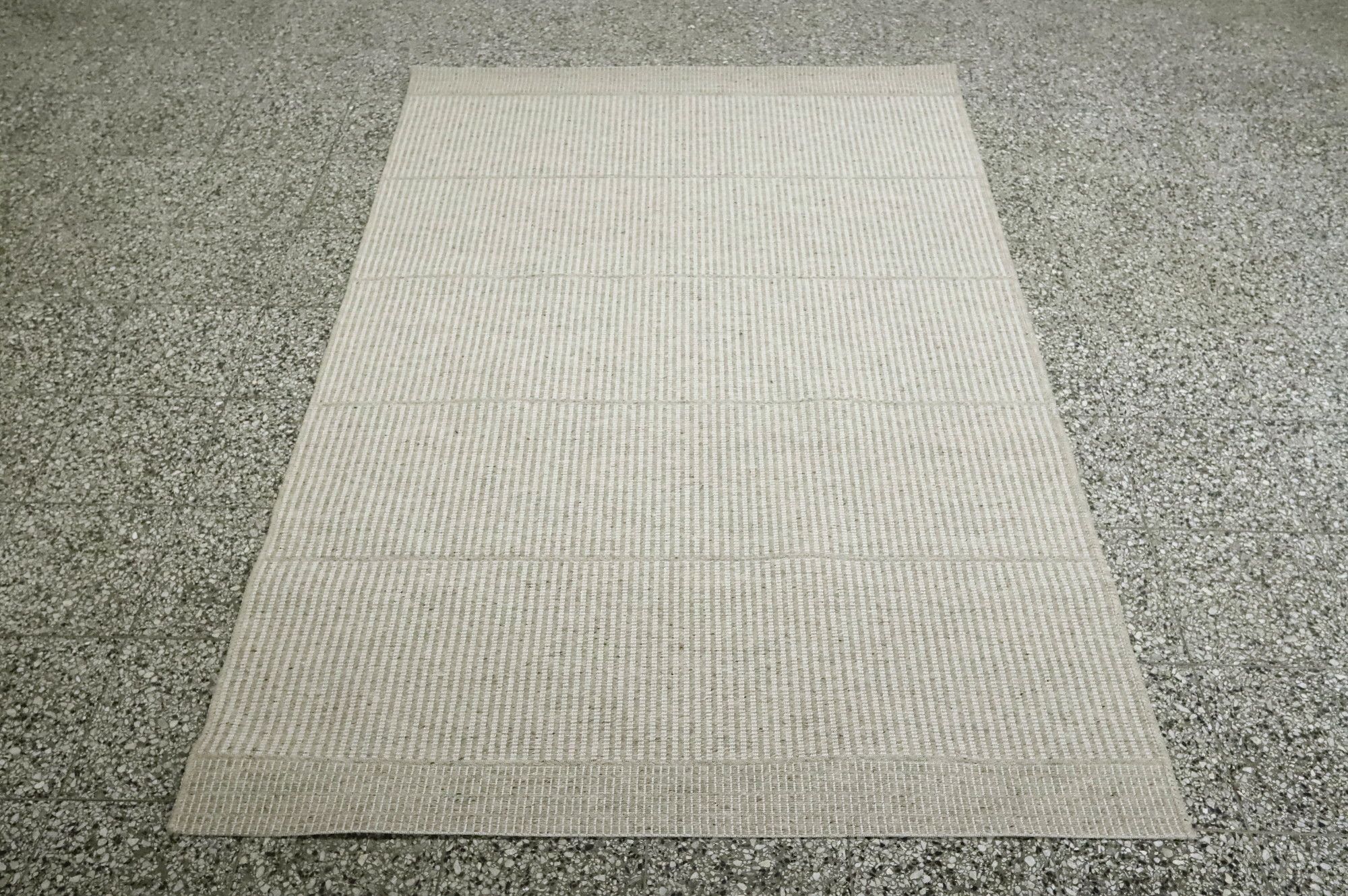 Image 1/5