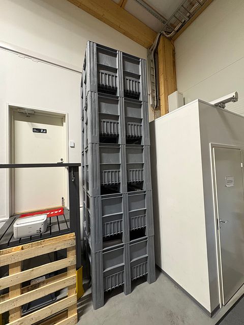 Image 6/6