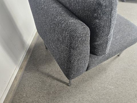 Image 9/12